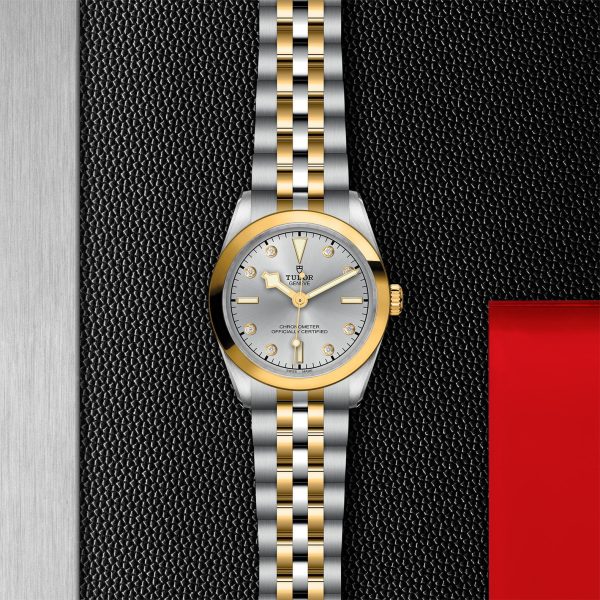 M79603 0007 tudor watch carousel 2 4 10 2023