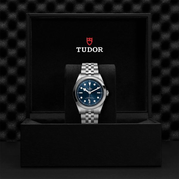 M79680 0002 tudor watch carousel 4 4 10 2023